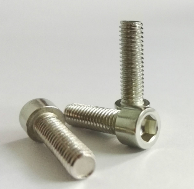 內(nèi)六角螺栓標(biāo)準(zhǔn)有哪些？